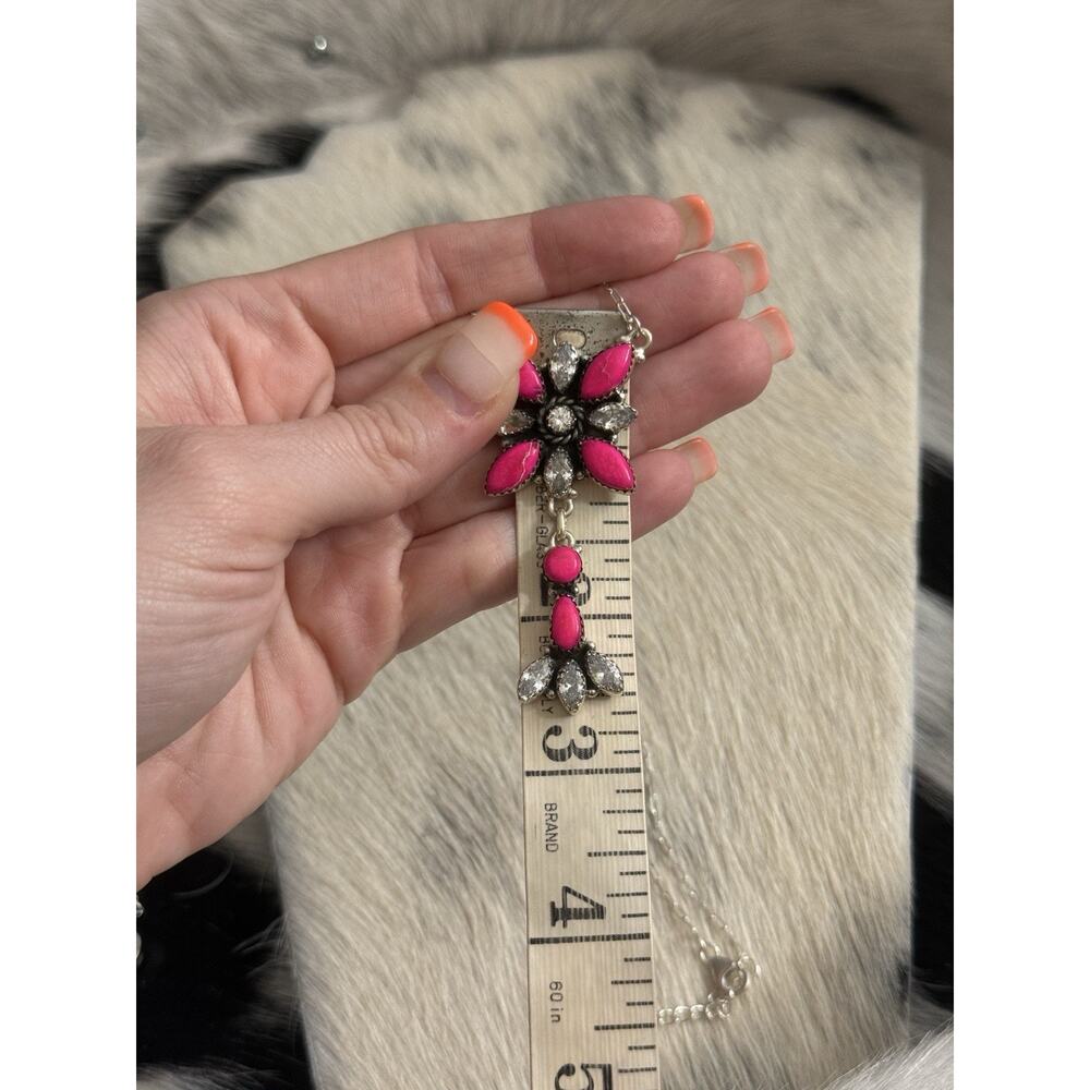 Native American SW Sterling Silver Neon Pink Jasper & CZ Cluster Lariat Necklace - Picture 11 of 11